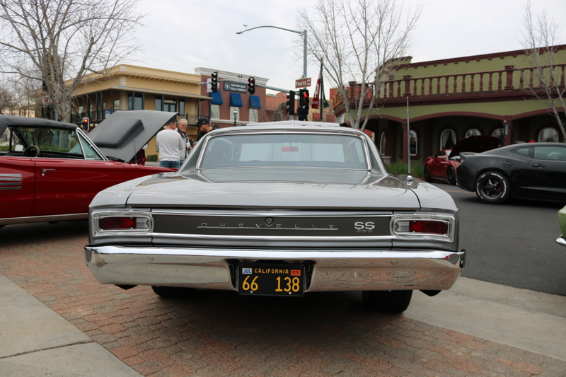 Illustration for article titled Clovis Cars & Coffee Photodump